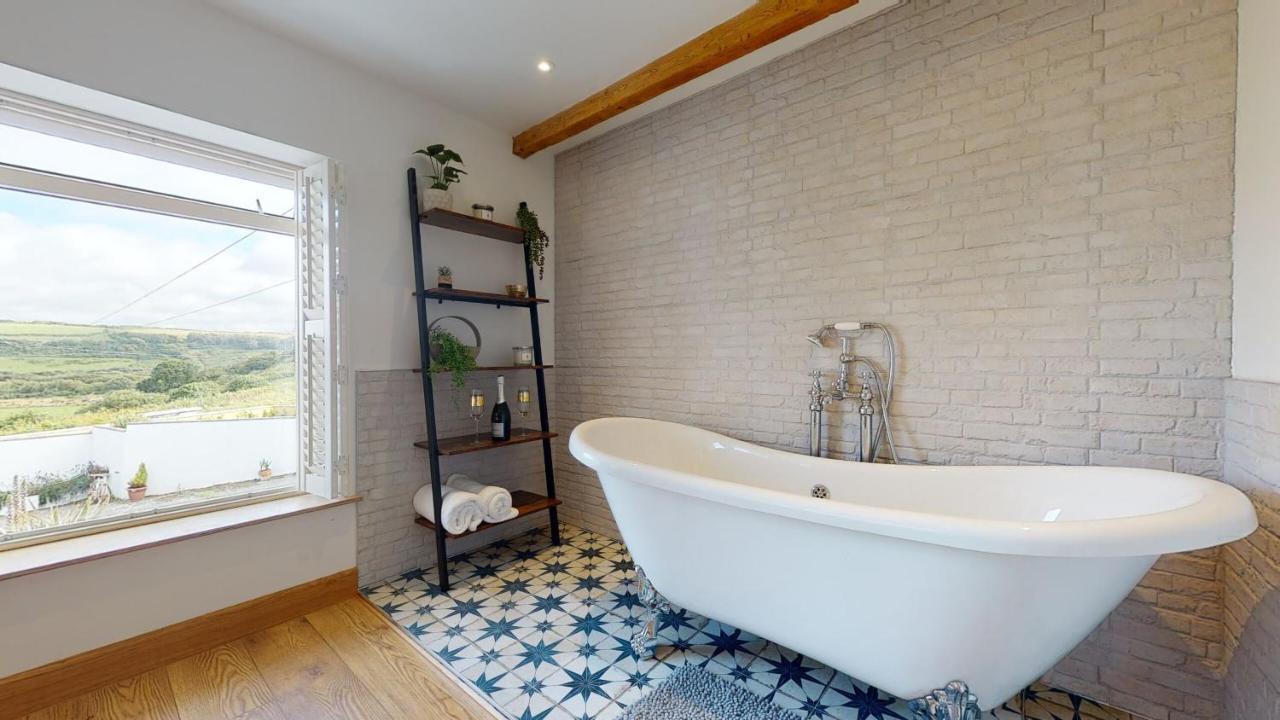 The Little Cottage By Truabode Holiday Lets & Short Lets Newquay - Parking, Wifi & Pet Friendly Brauneberg Oda fotoğraf